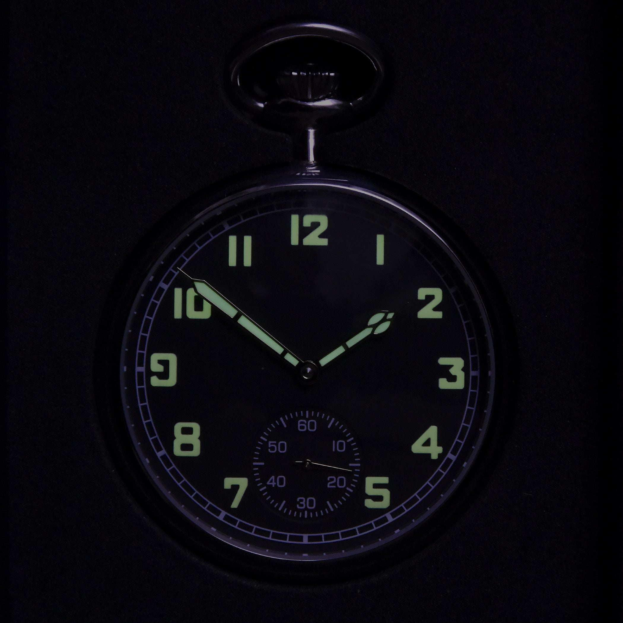 Aeschbach WW2 Pattern German Airforce (Luftwaffe) 17 Jewel Hand Wound Military Pocket Watch