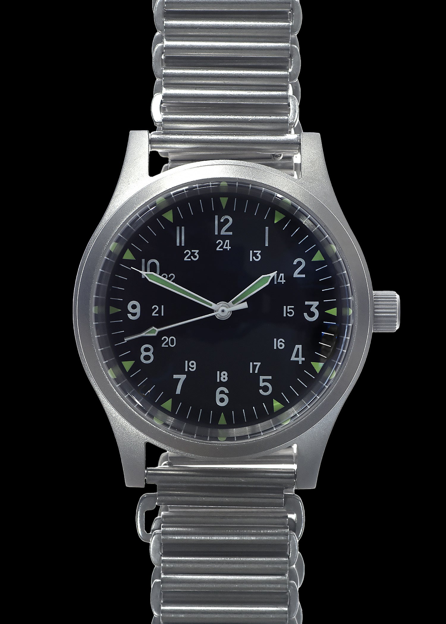 GG-W-113 U.S 1960s Pattern Automatic Military Watch 100m Water Resistant with Shatter and Scratch Resistant Sapphire Box Crystal on Matching Retro Stainless Steel "Bonklip" Bracelet with an Additional Webbing Strap